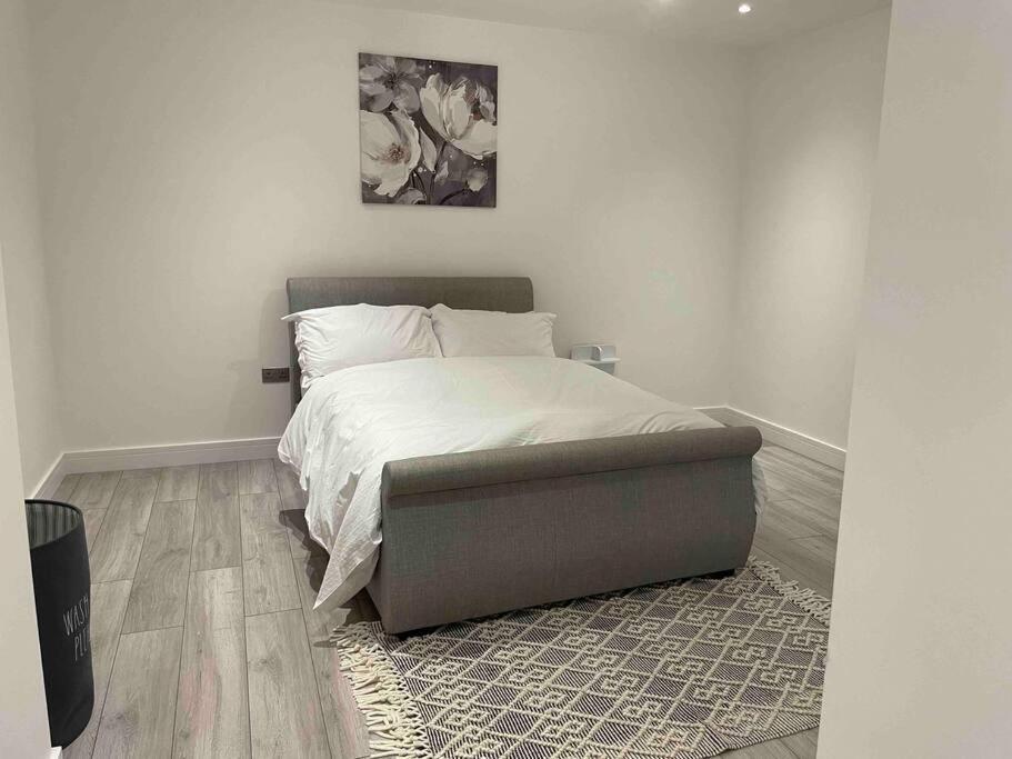 Stylish And Cosy 2 Bedroom Flat In Κρόιντον Εξωτερικό φωτογραφία
